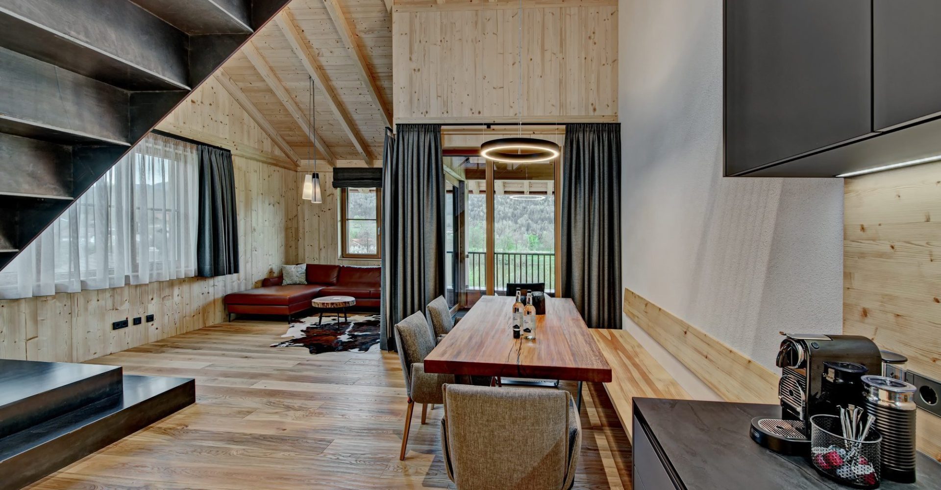 Chalet Hochgrat Esstisch